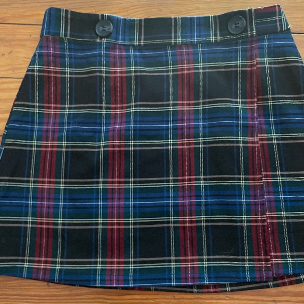 Plaid skirt with black red  blue and yellow